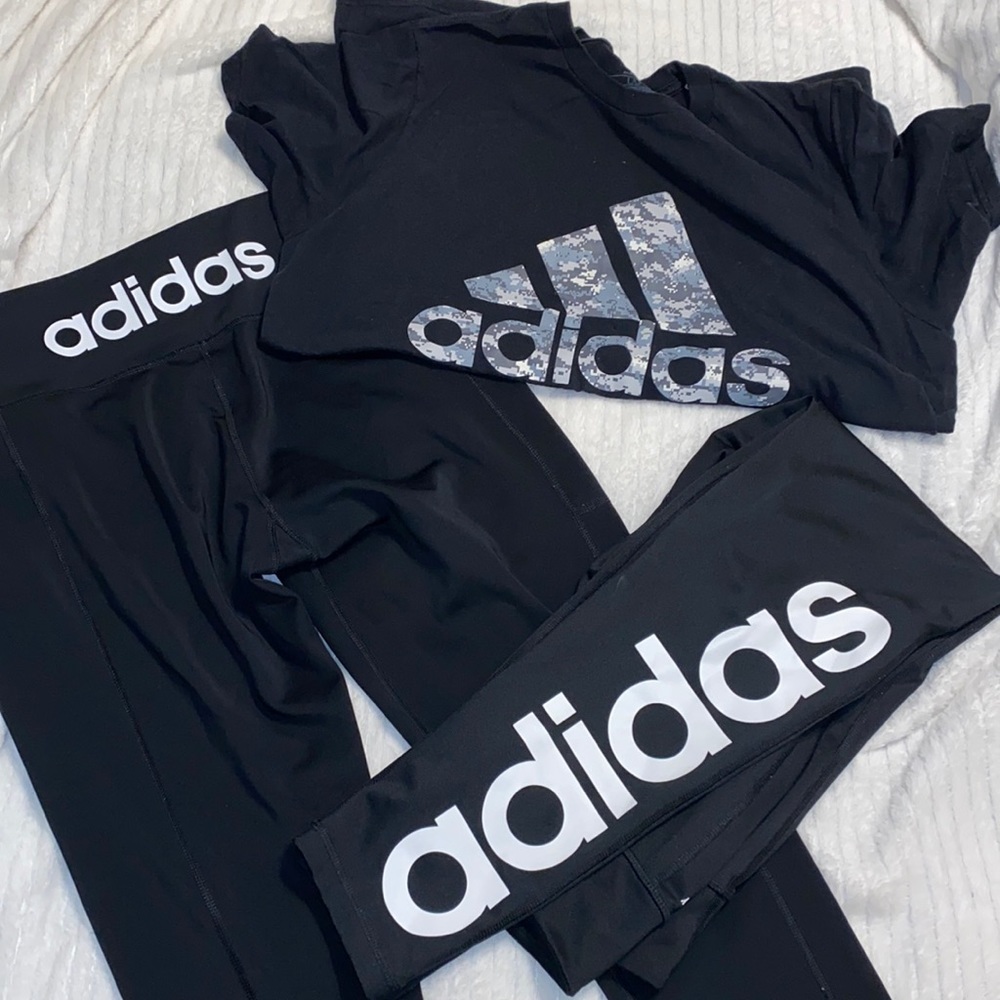 Adidas workout clothes 🚨